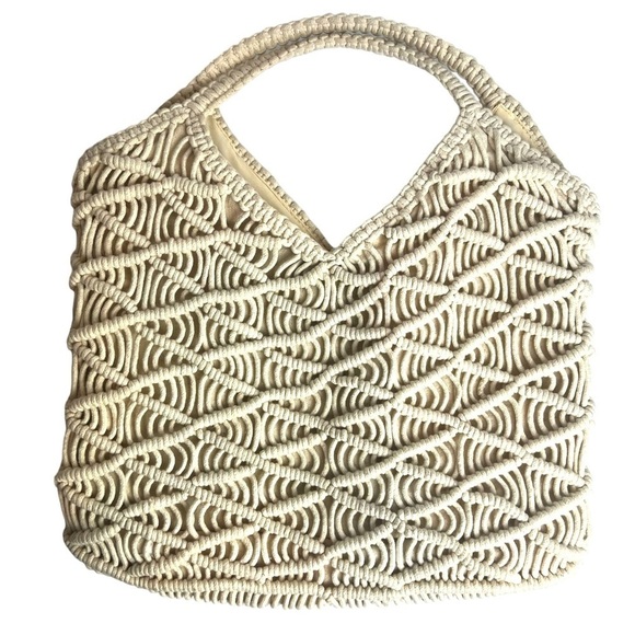 Evelyn K. New York Large Crocheted Tote Bag in Off White​​​​​ - Picture 1 of 10